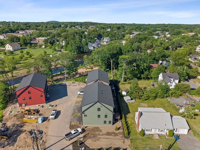 87 Neponset St 11, Canton, MA 02021