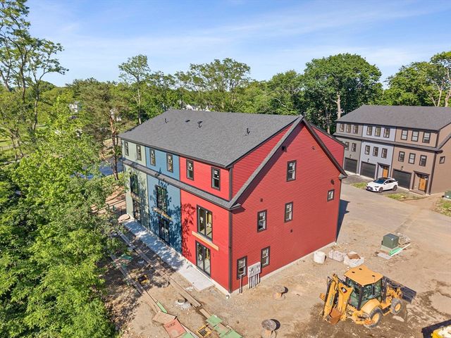 87 Neponset St 11, Canton, MA 02021