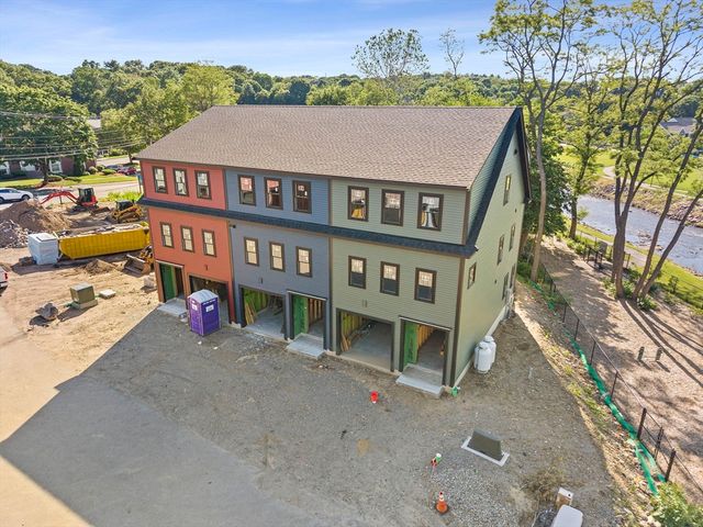87 Neponset St 11, Canton, MA 02021