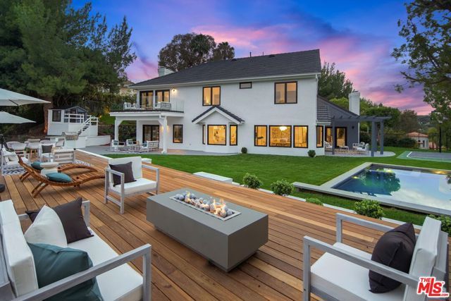 4050 Clarinda Drive, Tarzana (los Angeles), CA 91356