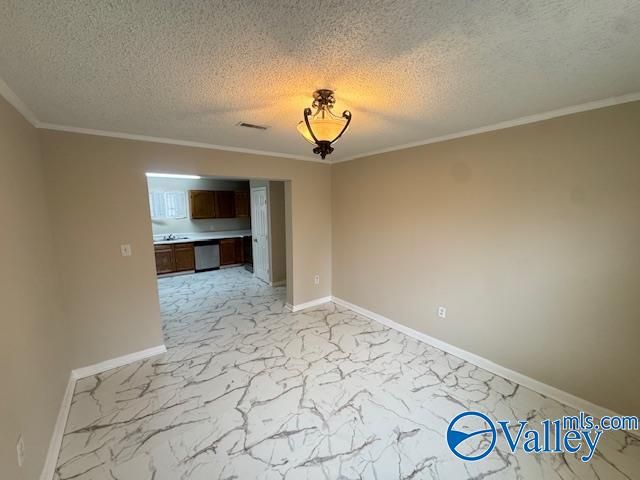 273 Bo Howard Road, Toney, AL 35773