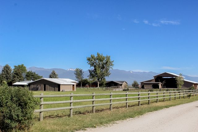 794 Mason Lane, Corvallis, MT 59828