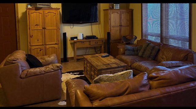 100 Waters Edge Trail, Monticello, KY 42633