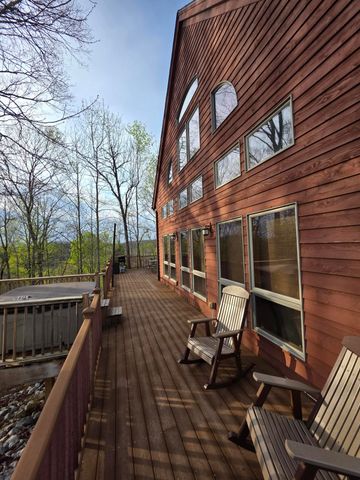 100 Waters Edge Trail, Monticello, KY 42633