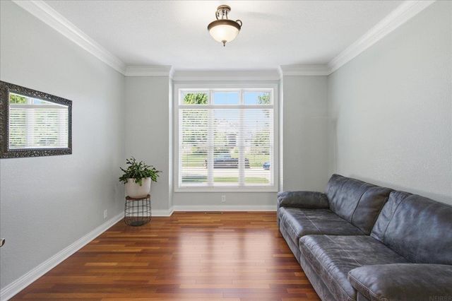 1119 Lakeview Drive, Cedar Falls, IA 50613
