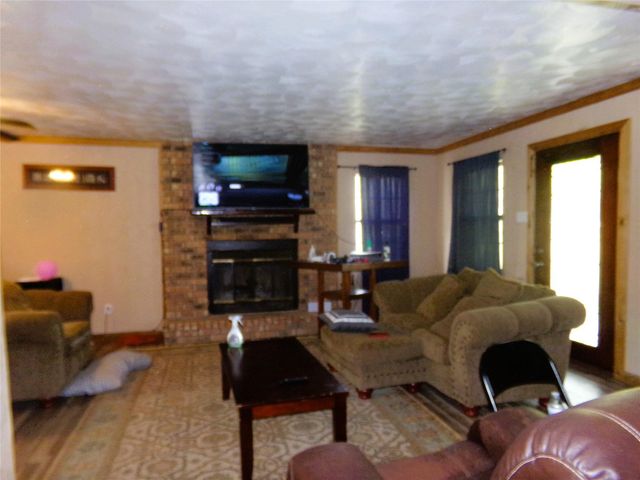 1889 County Road 215, Weimar, TX 78962