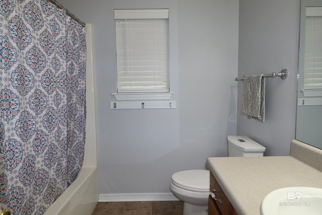 33621 Rosalia Avenue, Lillian, AL 36549