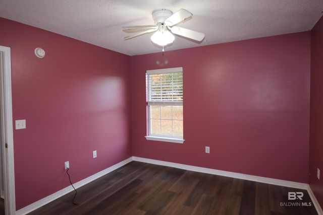 33621 Rosalia Avenue, Lillian, AL 36549