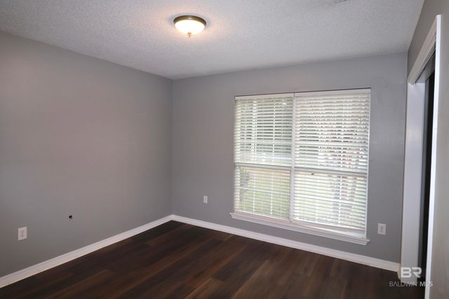 33621 Rosalia Avenue, Lillian, AL 36549