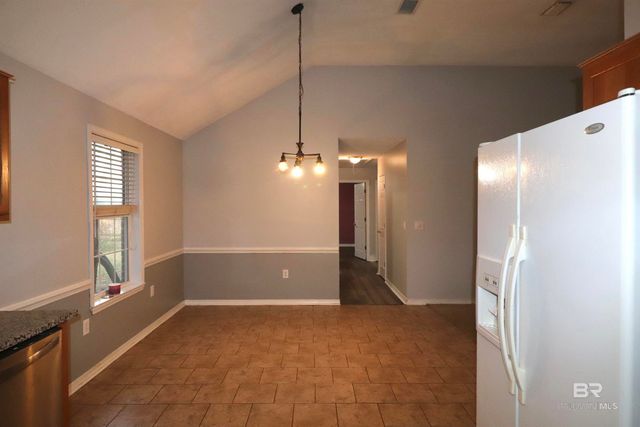 33621 Rosalia Avenue, Lillian, AL 36549