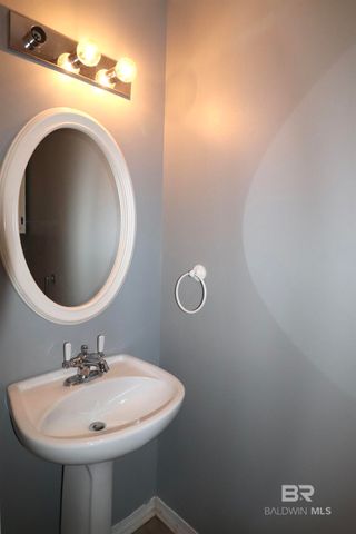 33621 Rosalia Avenue, Lillian, AL 36549