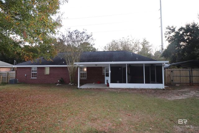 33621 Rosalia Avenue, Lillian, AL 36549