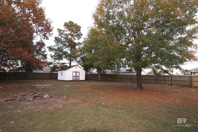 33621 Rosalia Avenue, Lillian, AL 36549