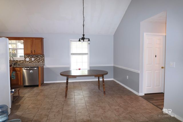 33621 Rosalia Avenue, Lillian, AL 36549