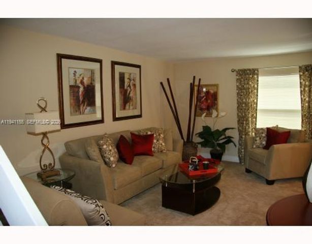 603 SW 1st Ct 603, Boynton Beach, FL 33435