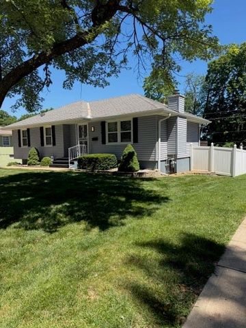 15218 E 33rd Street S, Independence, MO 64055