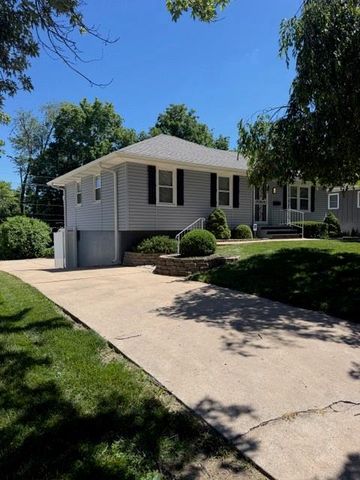 15218 E 33rd Street S, Independence, MO 64055