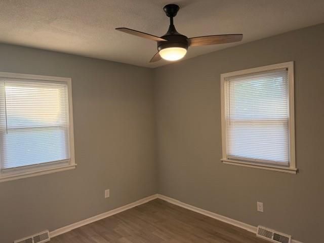 15218 E 33rd Street S, Independence, MO 64055