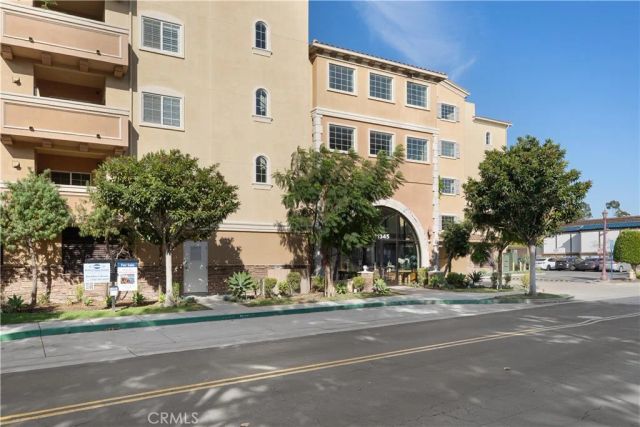 21345 Hawthorne Boulevard 204, Torrance, CA 90503
