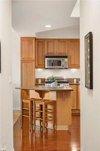 21345 Hawthorne Boulevard 204, Torrance, CA 90503