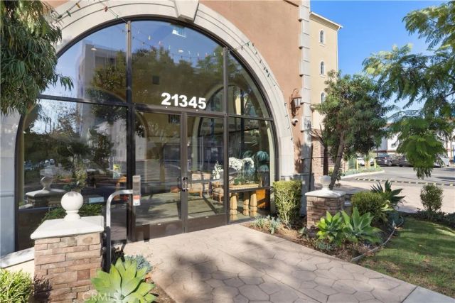 21345 Hawthorne Boulevard 204, Torrance, CA 90503