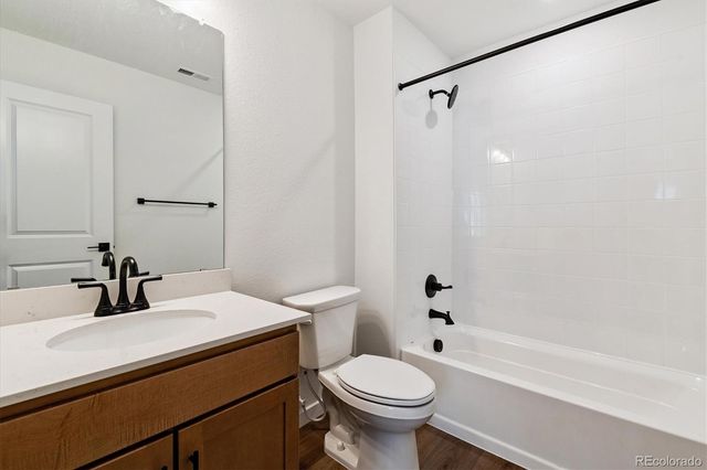 25010 E 42nd Avenue, Aurora, CO 80019