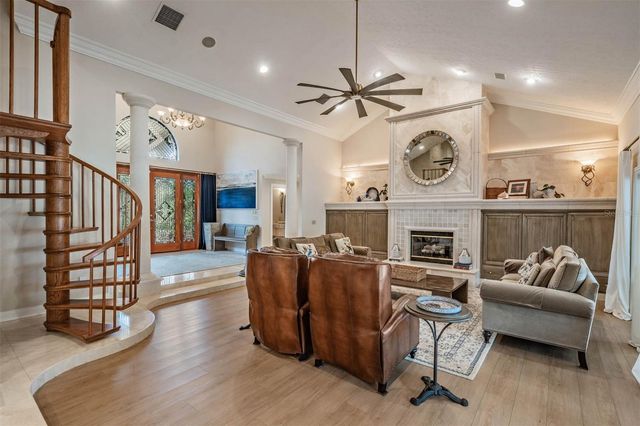 18707 PEPPER PIKE, Lutz, FL 33558