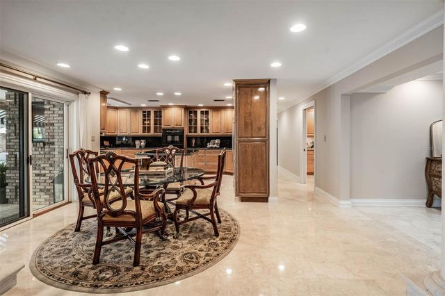 18707 PEPPER PIKE, Lutz, FL 33558