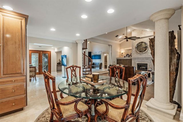 18707 PEPPER PIKE, Lutz, FL 33558