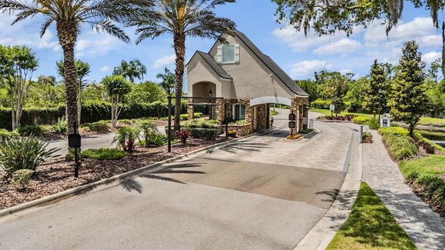 18707 PEPPER PIKE, Lutz, FL 33558