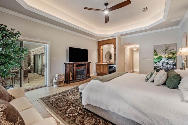 18707 PEPPER PIKE, Lutz, FL 33558