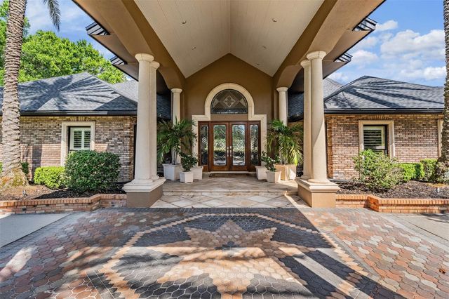 18707 PEPPER PIKE, Lutz, FL 33558
