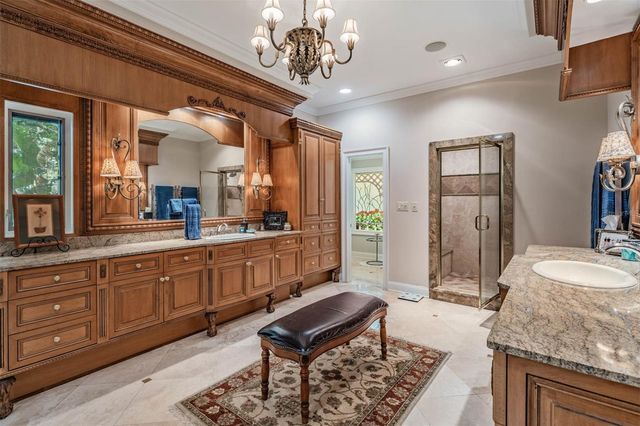 18707 PEPPER PIKE, Lutz, FL 33558