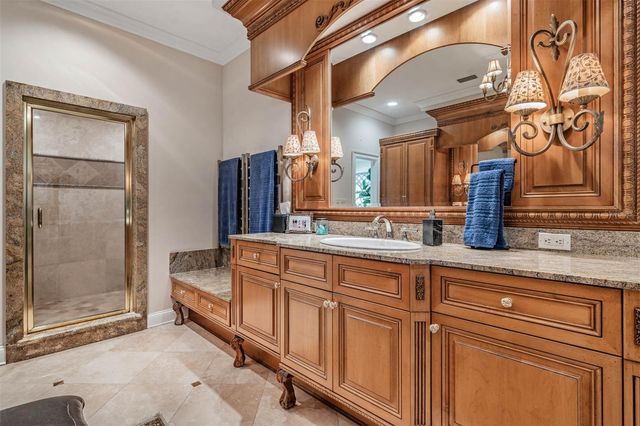 18707 PEPPER PIKE, Lutz, FL 33558