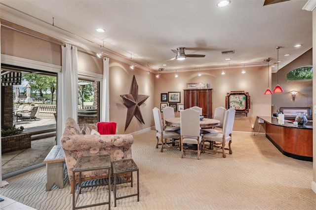 18707 PEPPER PIKE, Lutz, FL 33558