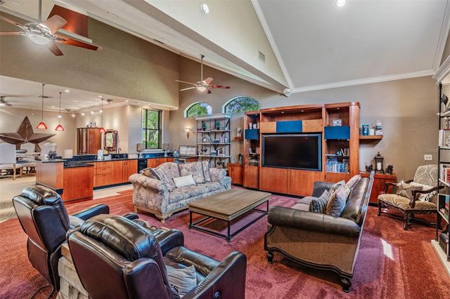 18707 PEPPER PIKE, Lutz, FL 33558