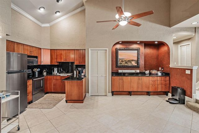 18707 PEPPER PIKE, Lutz, FL 33558