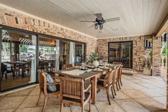 18707 PEPPER PIKE, Lutz, FL 33558