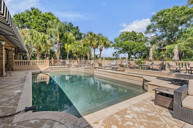 18707 PEPPER PIKE, Lutz, FL 33558