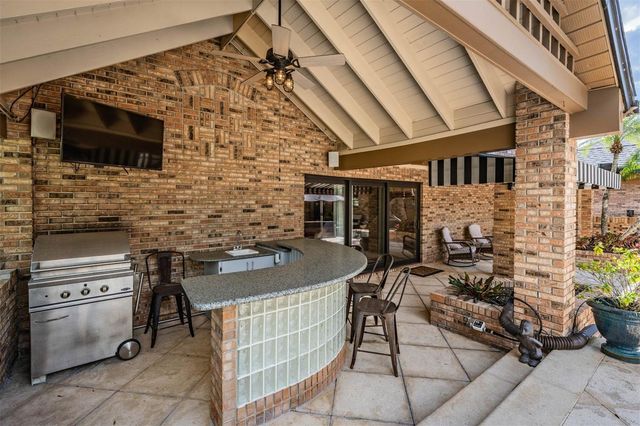 18707 PEPPER PIKE, Lutz, FL 33558