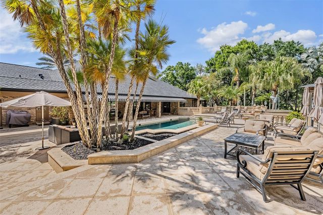 18707 PEPPER PIKE, Lutz, FL 33558