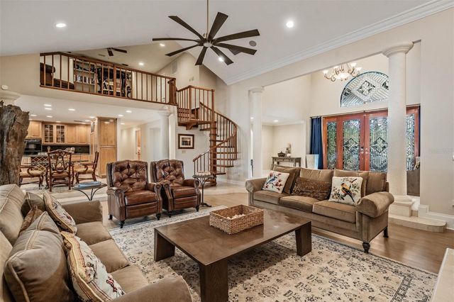 18707 PEPPER PIKE, Lutz, FL 33558