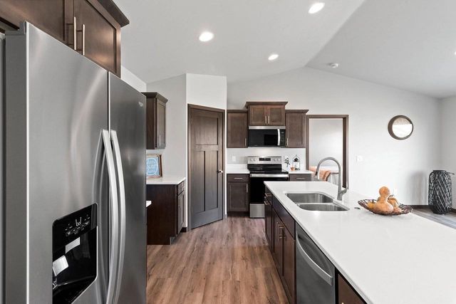 1743 HONOR STREET, Neenah, WI 54956