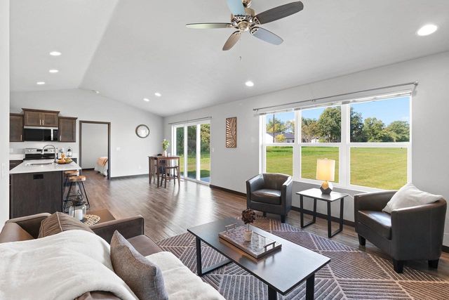 1743 HONOR STREET, Neenah, WI 54956