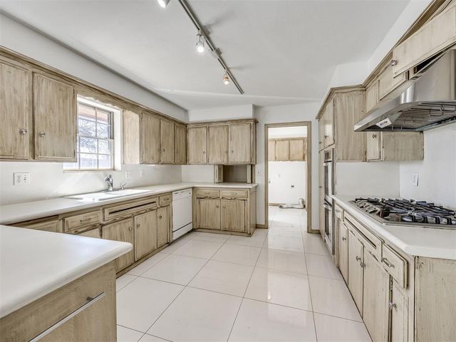 3024 Middlesex Drive, Oklahoma City, OK 73120