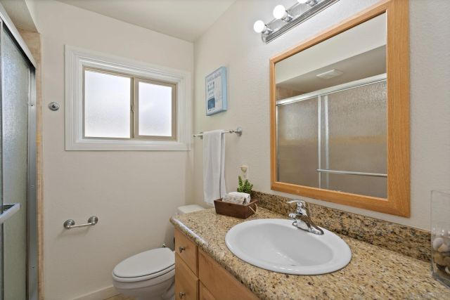 645 Loring, San Diego, CA 92109