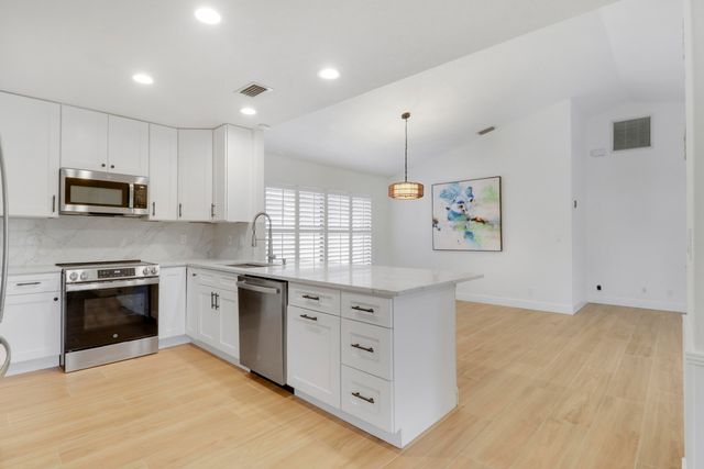 6208 Michael Street, Jupiter, FL 33458