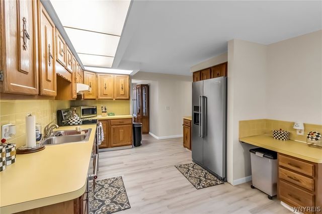 68 Beaumont Drive, Amherst, NY 14228