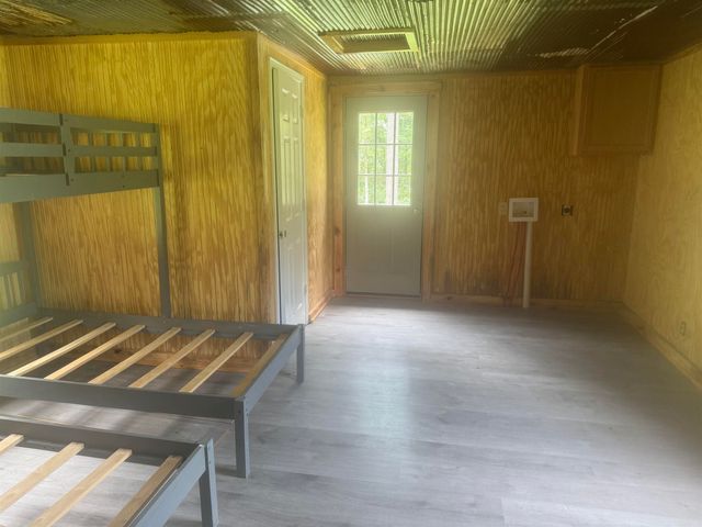 2073 N 9th Street, Felsenthal, AR 71747