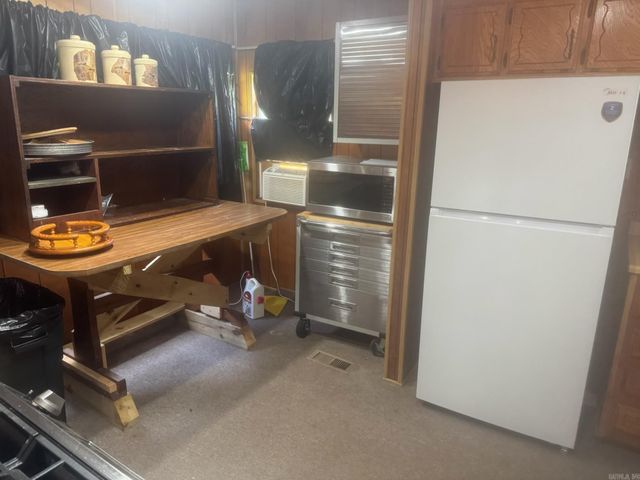 2073 N 9th Street, Felsenthal, AR 71747